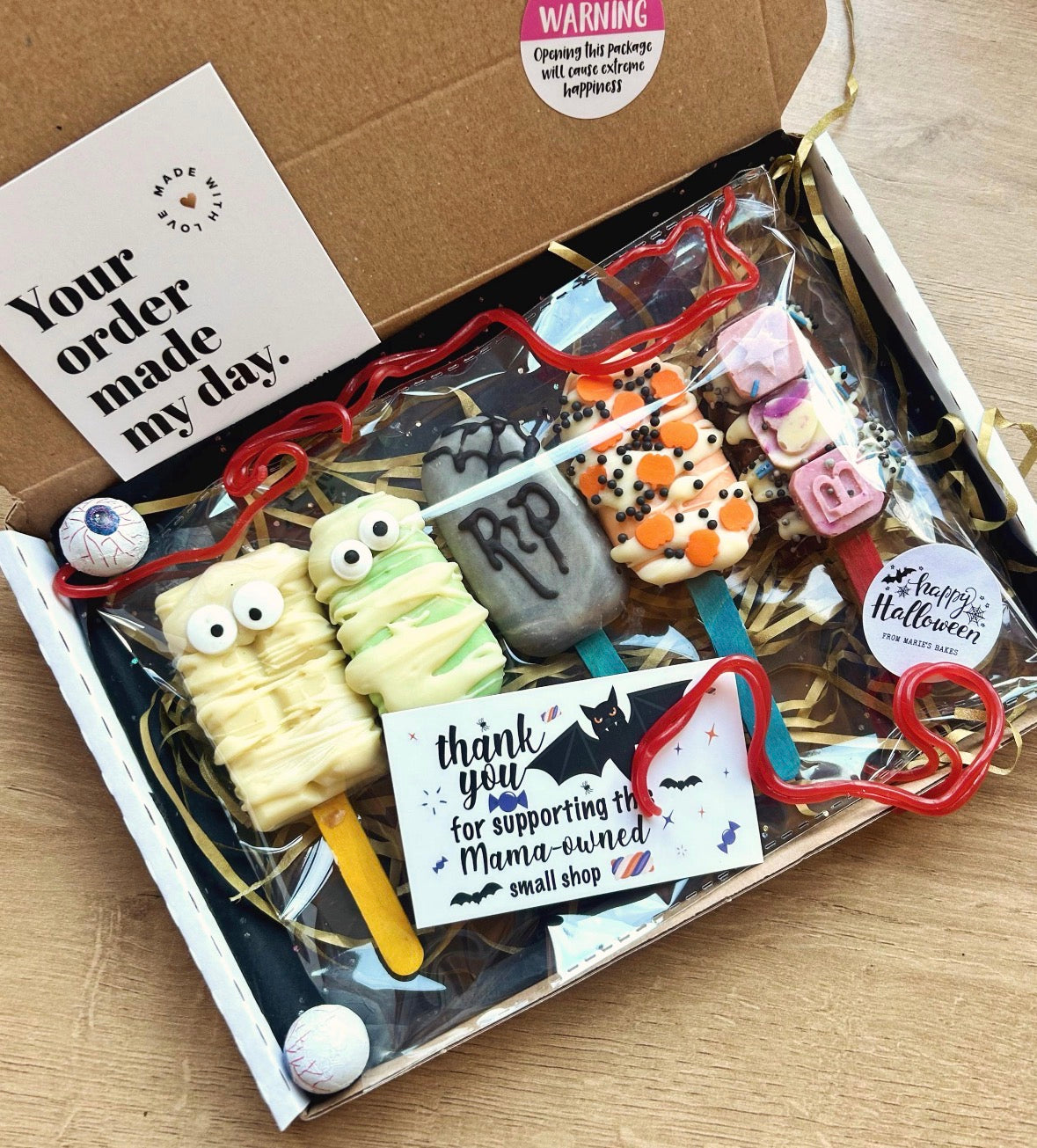 Halloween little box of horrors chocolate lollipops