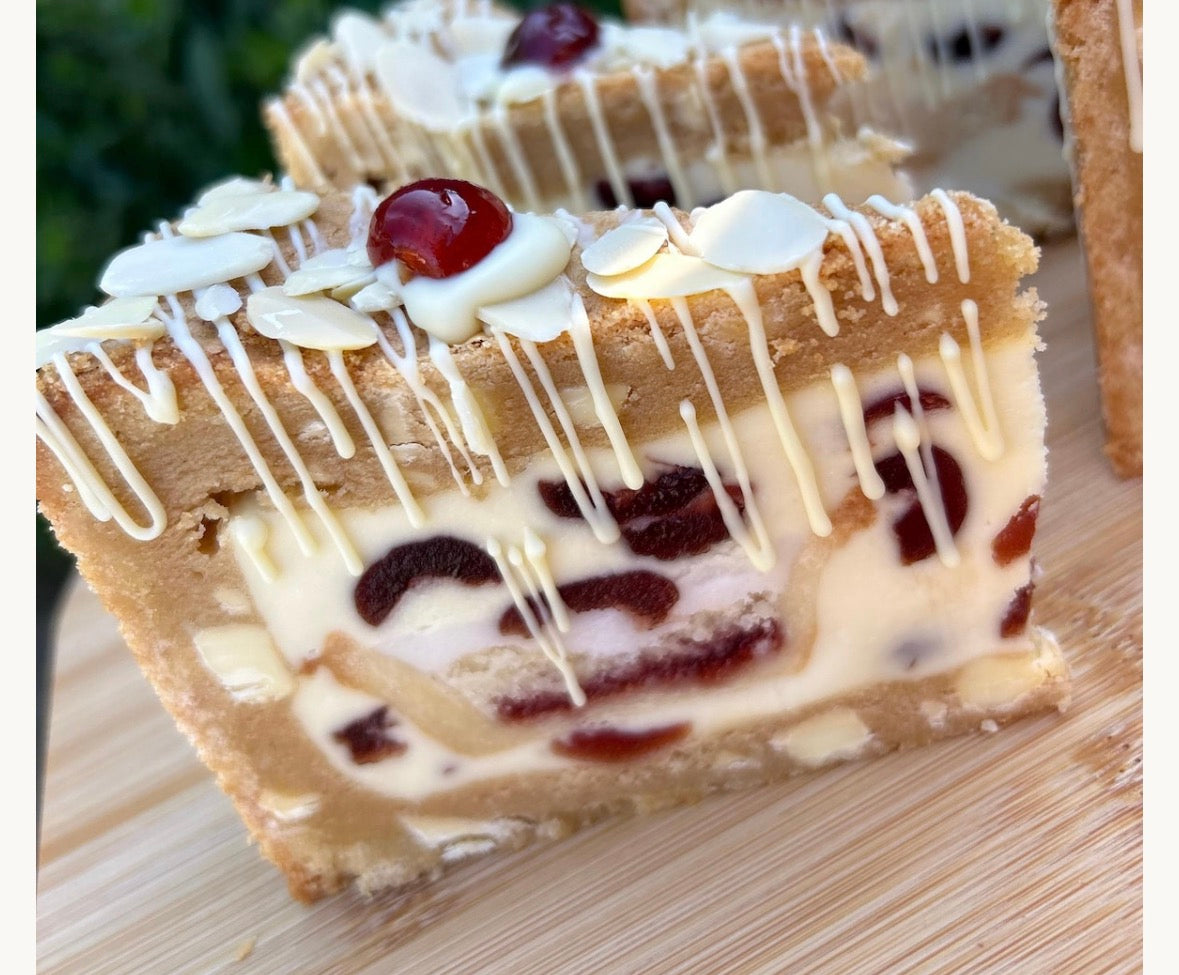 Cherry Bakewell Deep Cookie Pie x1